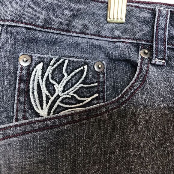 Venezia Womens SZ 18 Mid Rise Jeans Embroidered Stretch Gray‎ Casual Flare FLAWS - Picture 3 of 11